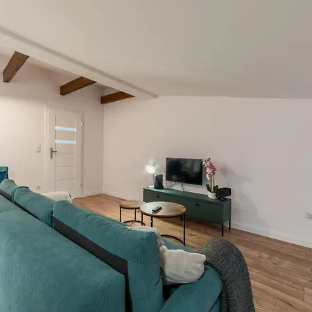 Old Town Stylish Apartment *